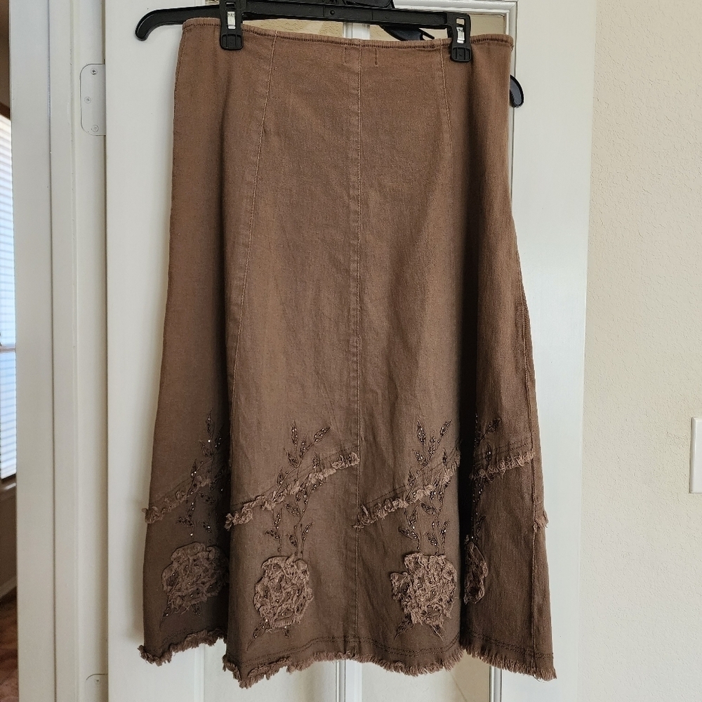STREAM Medium Brown Beaded Embroidered Midi Skirt Raw Hem Boho Floral Appliqué - Picture 3 of 11